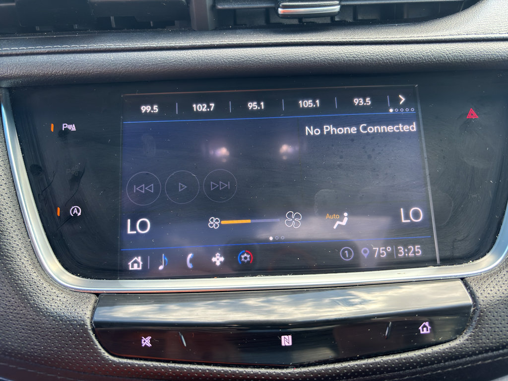 Used 2020 Cadillac XT5 Premium Luxury FWD image 11