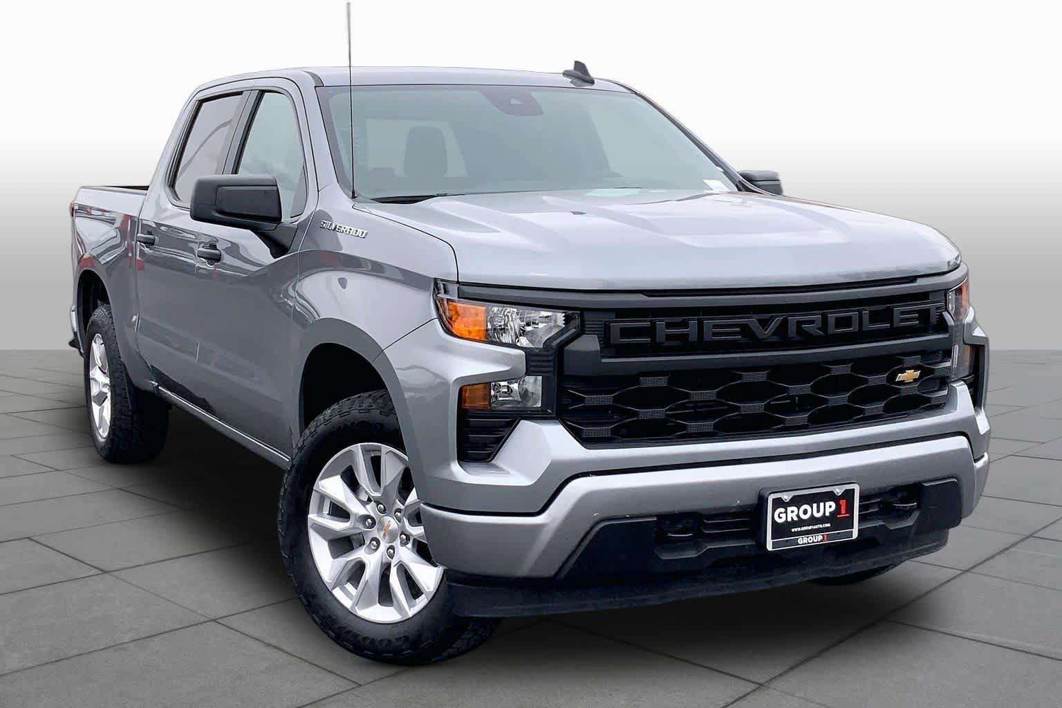 Used 2024 Chevrolet Silverado 1500 Custom AWD/4WD image 3