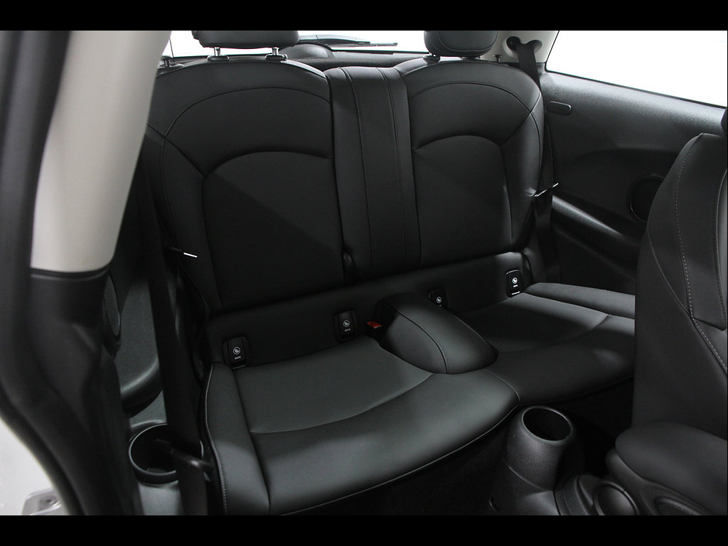 Used 2024 MINI Cooper S FWD image 17
