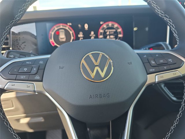 New 2026 Volkswagen Tiguan SE FWD image 20