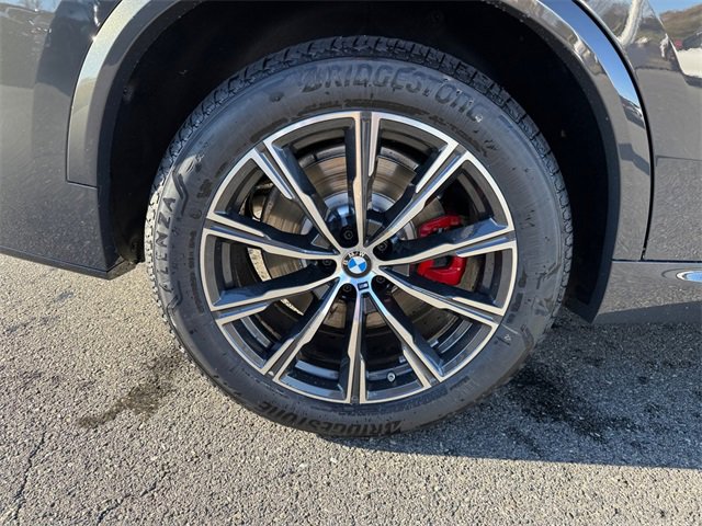 New 2026 BMW X5 M60i image 17