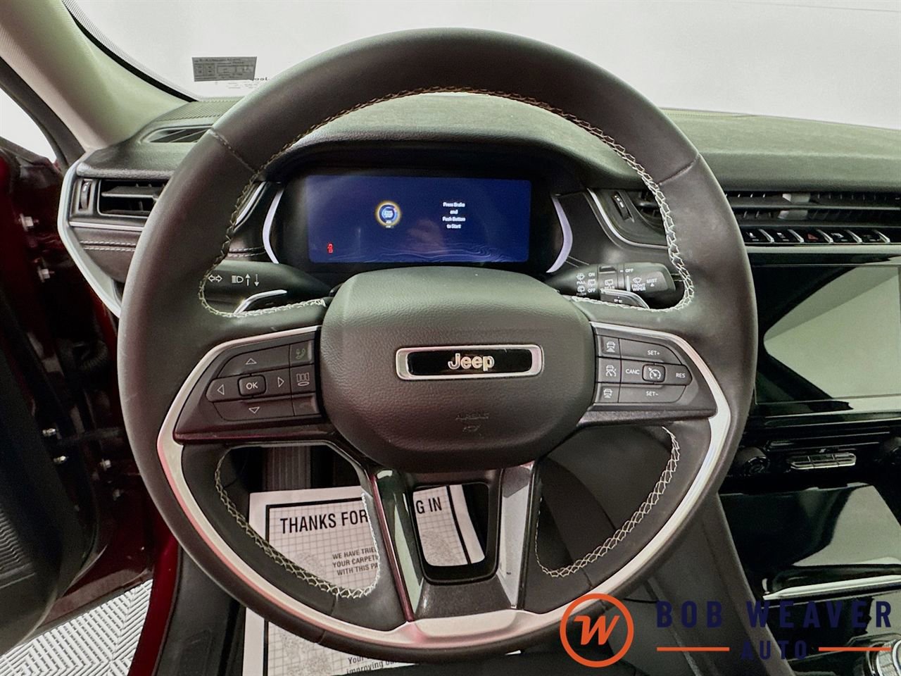 Used 2023 Jeep Grand Cherokee Laredo image 11