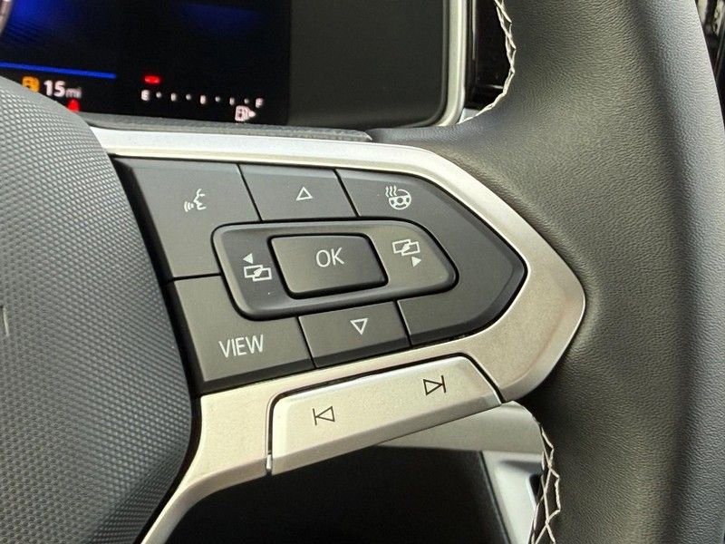 New 2026 Volkswagen Taos SE AWD/4WD image 12