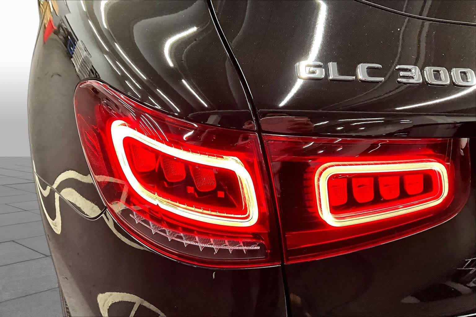 Used 2022 Mercedes-Benz GLC 300 image 28