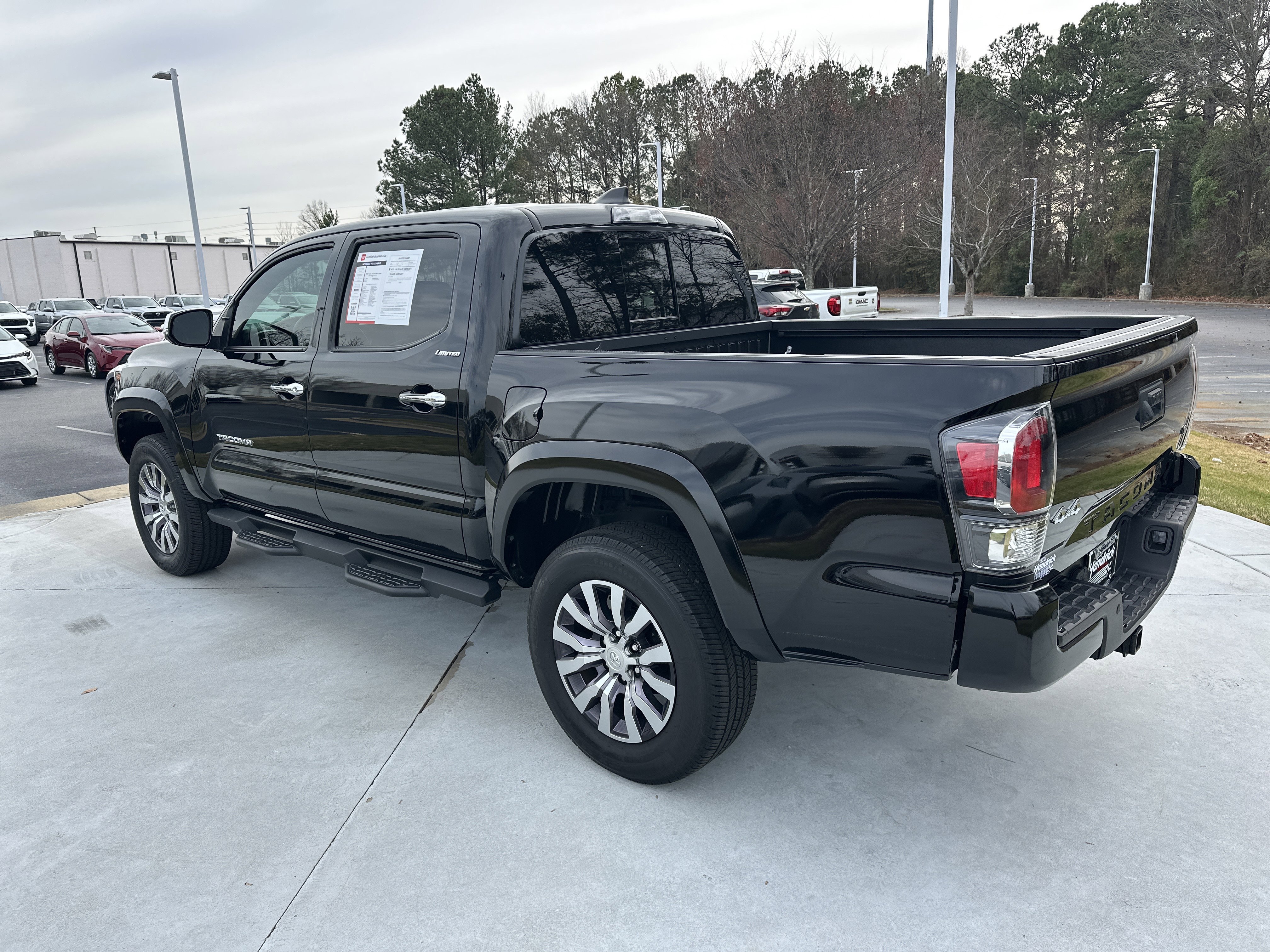 Used 2023 Toyota Tacoma Limited image 8