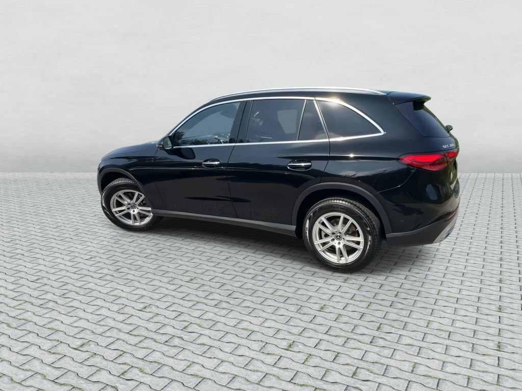 Used 2023 Mercedes-Benz GLC 300 4MATIC image 6