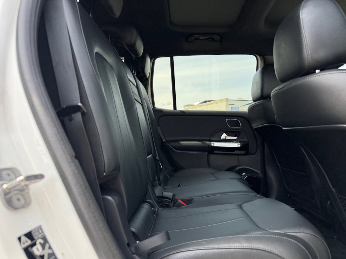 Used 2023 Mercedes-Benz EQB 300 4MATIC w/ Pinnacle Package image 19
