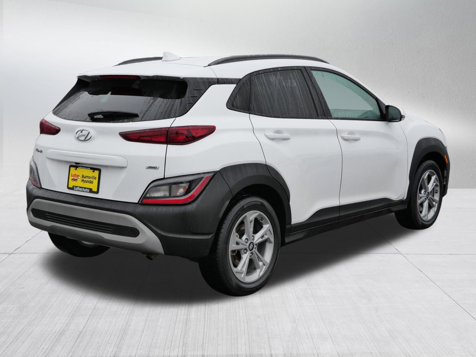 Certified 2022 Hyundai Kona SEL w/ Convenience Package image 7