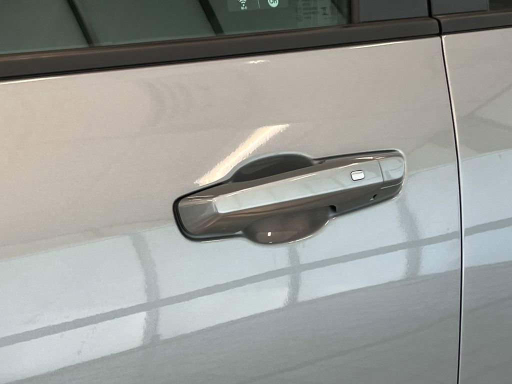 Certified 2025 Chevrolet Equinox LT w/ Safety and Technology Package image 13