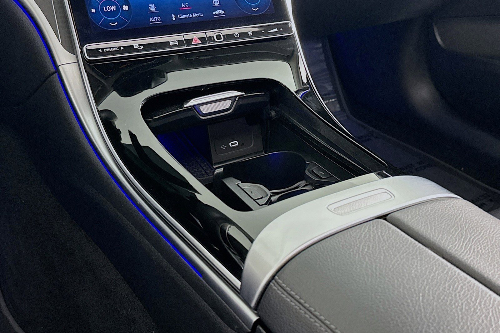 Certified 2023 Mercedes-Benz C 300 Sedan image 7