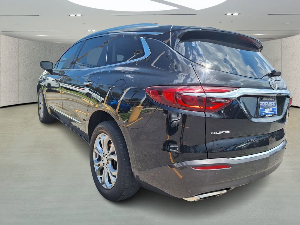 Used 2018 Buick Enclave Avenir w/ Avenir Technology Package image 3