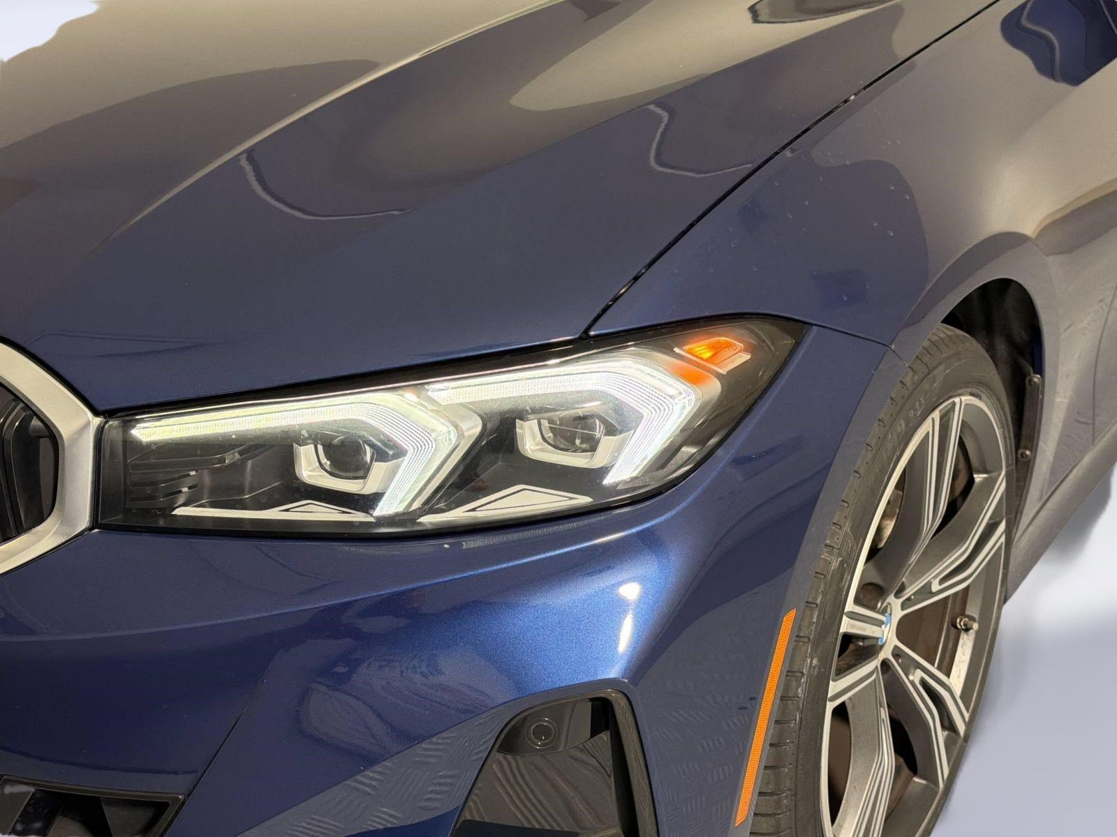 Used 2023 BMW 330i Sedan w/ Driving Assistance Package RWD image 12
