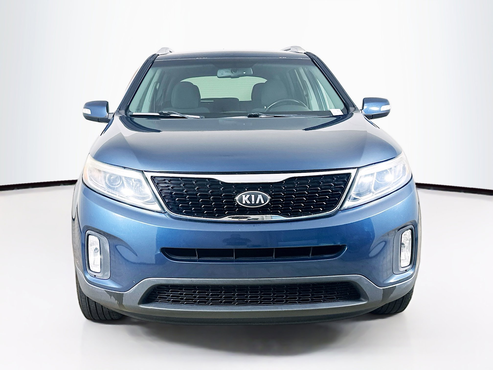 Used 2015 Kia Sorento LX FWD image 2