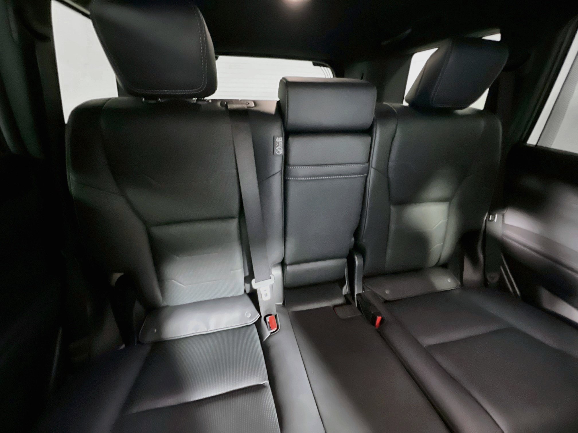 Used 2024 Lexus GX 550 w/ Accessory Package (Z1) AWD/4WD image 26