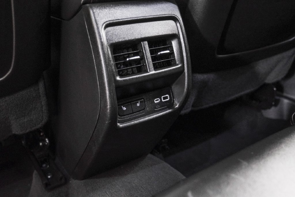 Used 2019 Cadillac XT4 Sport FWD image 38