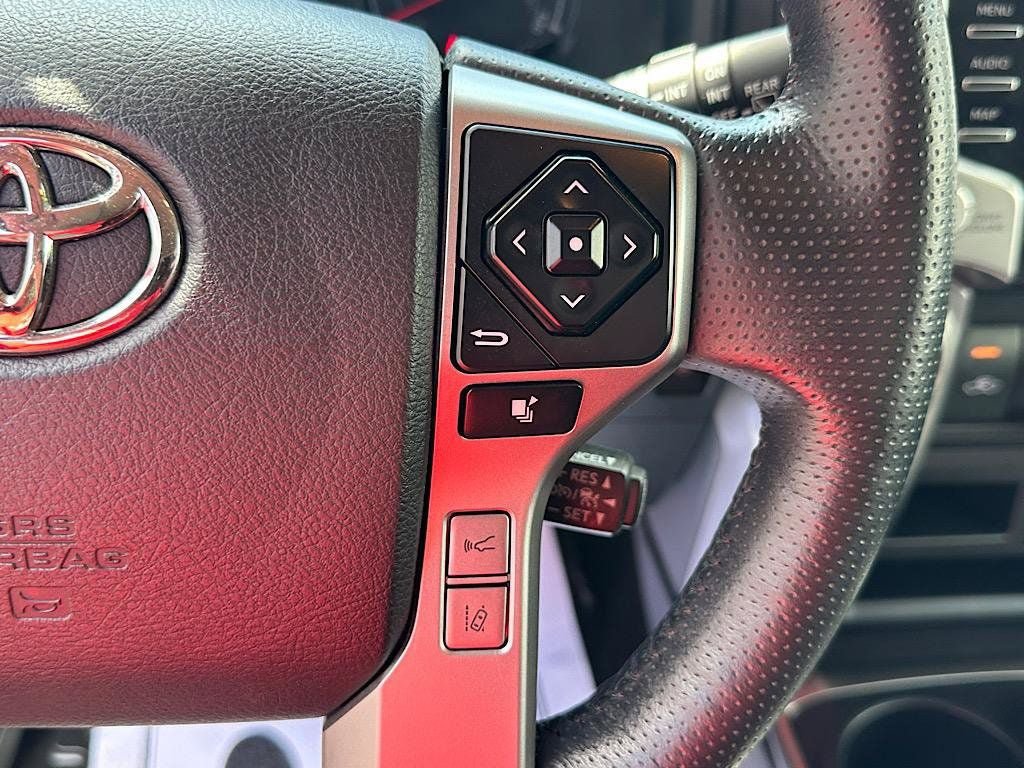 Certified 2023 Toyota 4Runner SR5 Premium w/ Moonroof Package AWD/4WD image 26