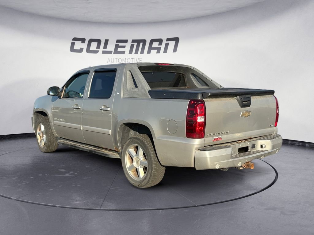 Used 2008 Chevrolet Avalanche LT w/ Convenience Package #1 image 3