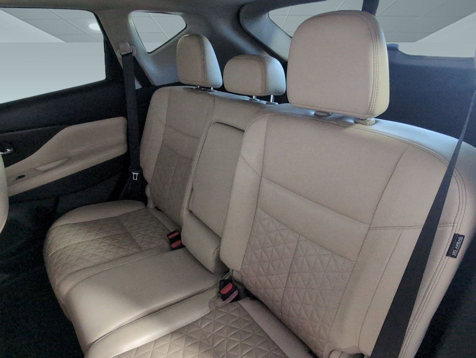 Used 2022 Nissan Murano Platinum w/ Cargo Package image 28