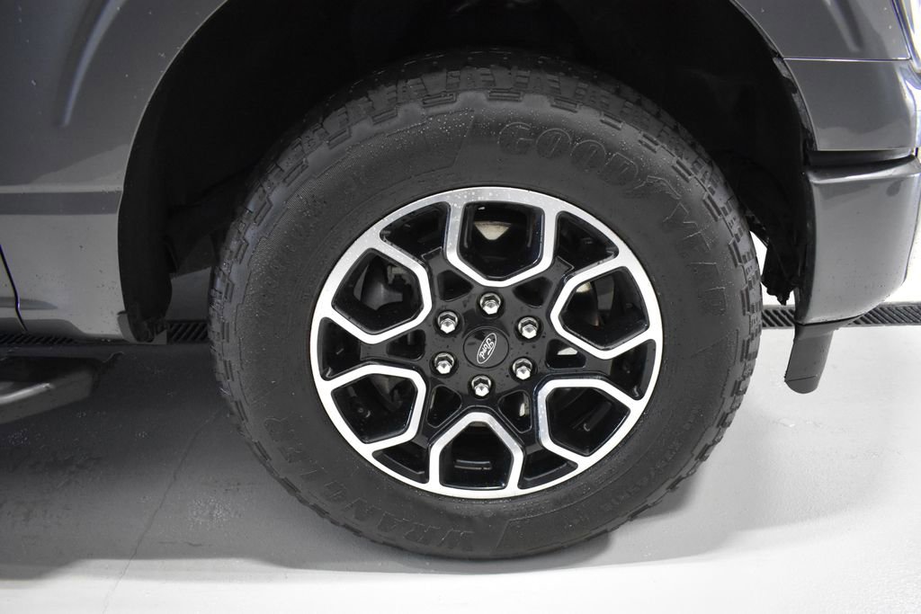 Used 2023 Ford F150 XLT w/ Equipment Group 302A High image 10