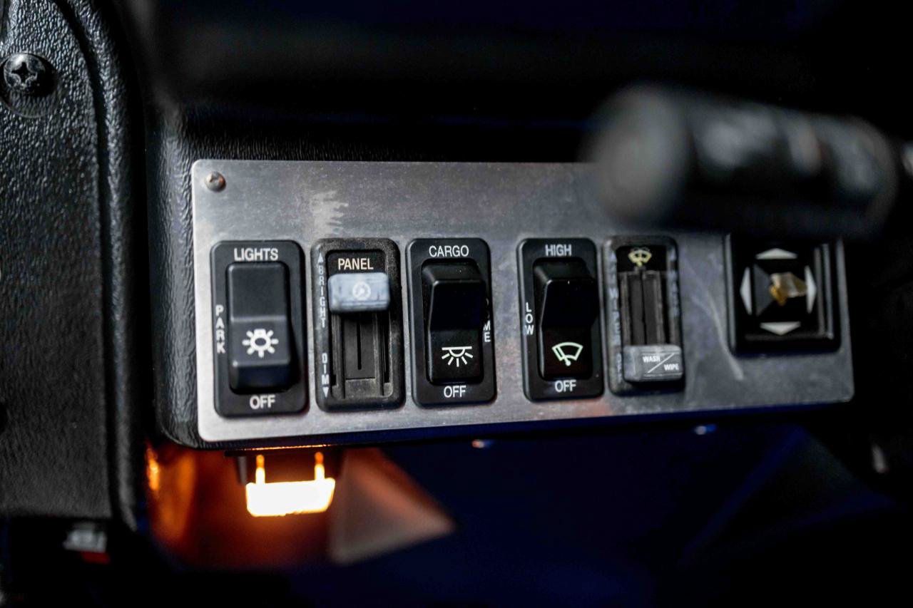 Used 1999 HUMMER H1 4-Door Wagon AWD/4WD image 77