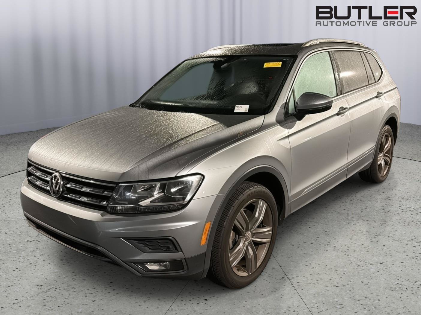 Used 2020 Volkswagen Tiguan SEL FWD image 1