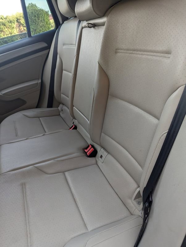 Used 2015 Volkswagen Golf TDI S FWD image 25