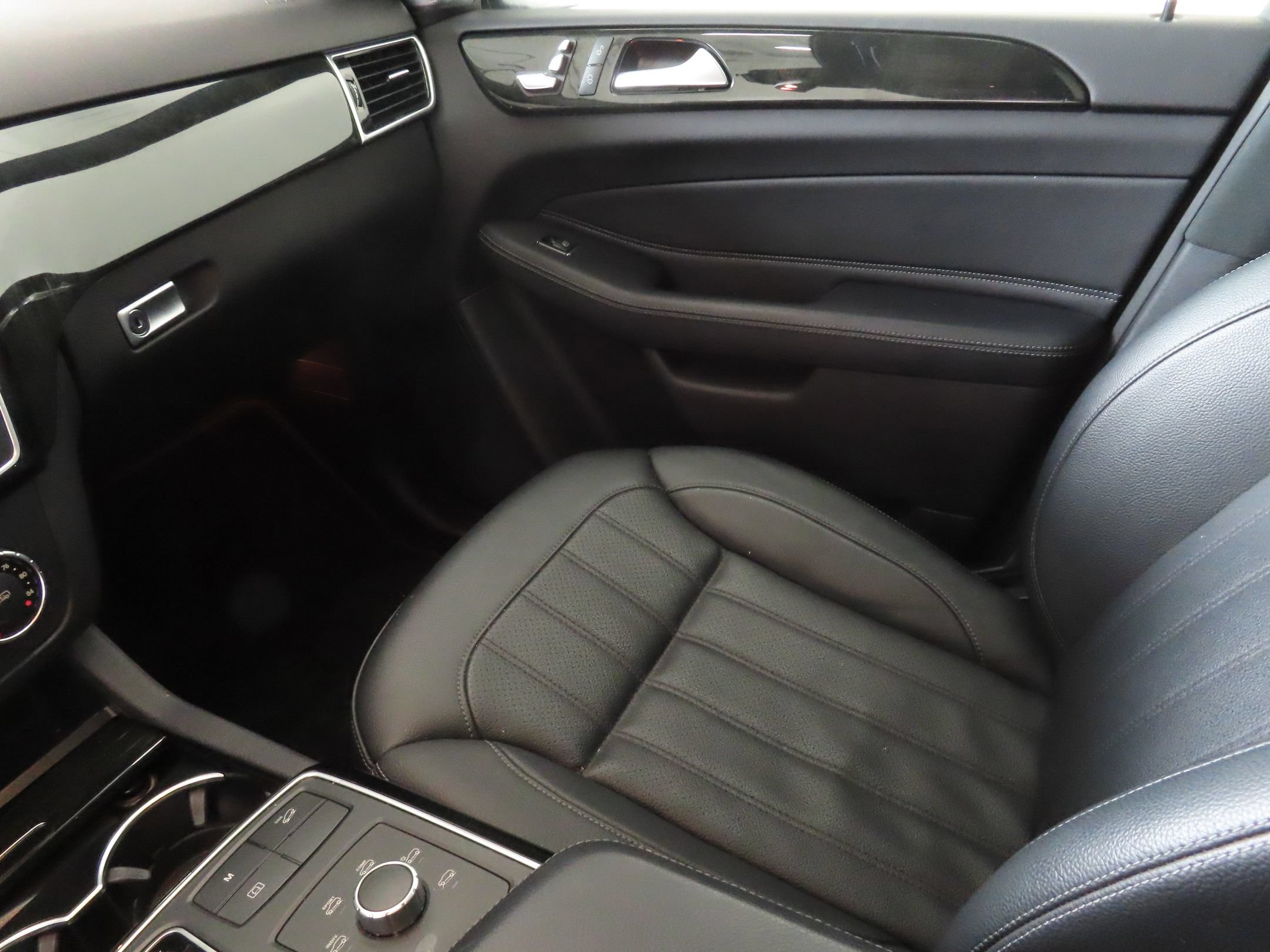 Used 2018 Mercedes-Benz GLE 350 4MATIC image 22