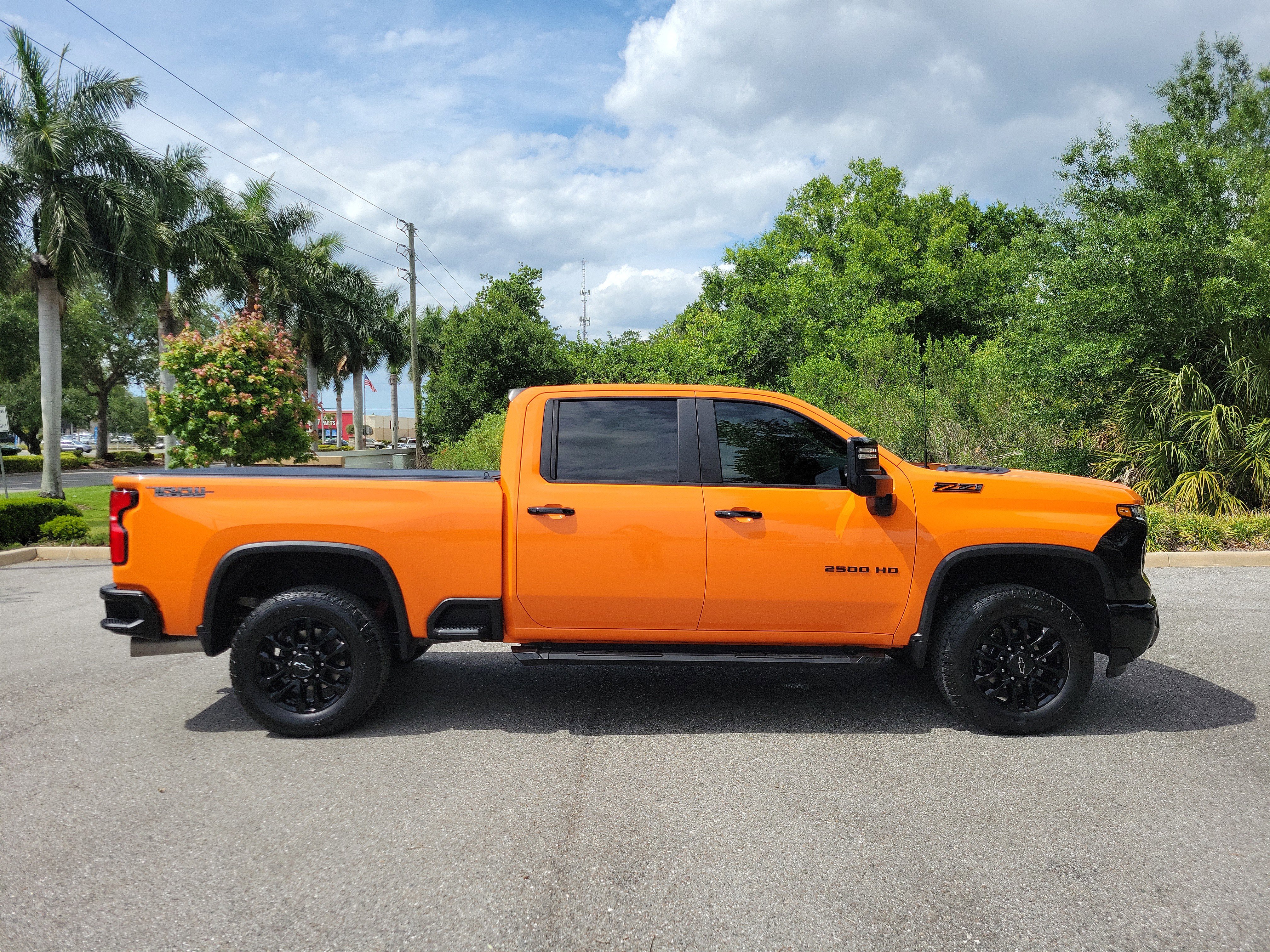 Used 2025 Chevrolet Silverado 2500 LT w/ Trail Boss Package AWD/4WD image 3