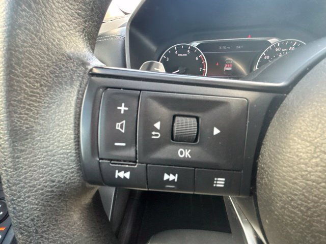 Used 2024 Nissan Rogue S AWD/4WD image 32
