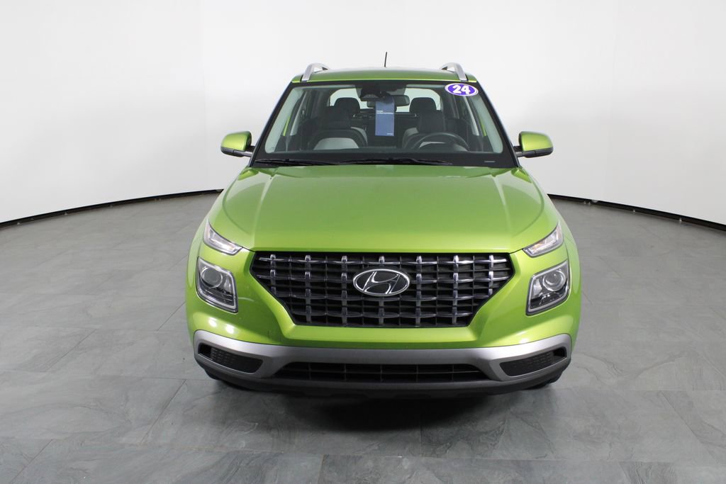 Certified 2024 Hyundai Venue SEL image 13