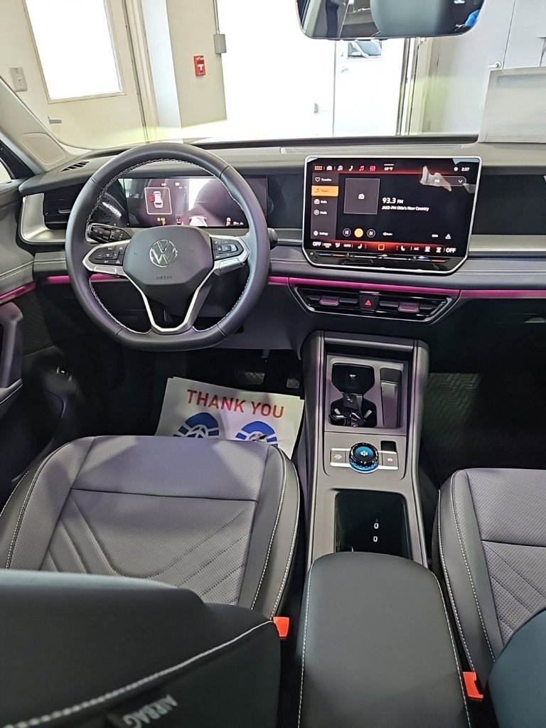 New 2026 Volkswagen Tiguan SE image 25