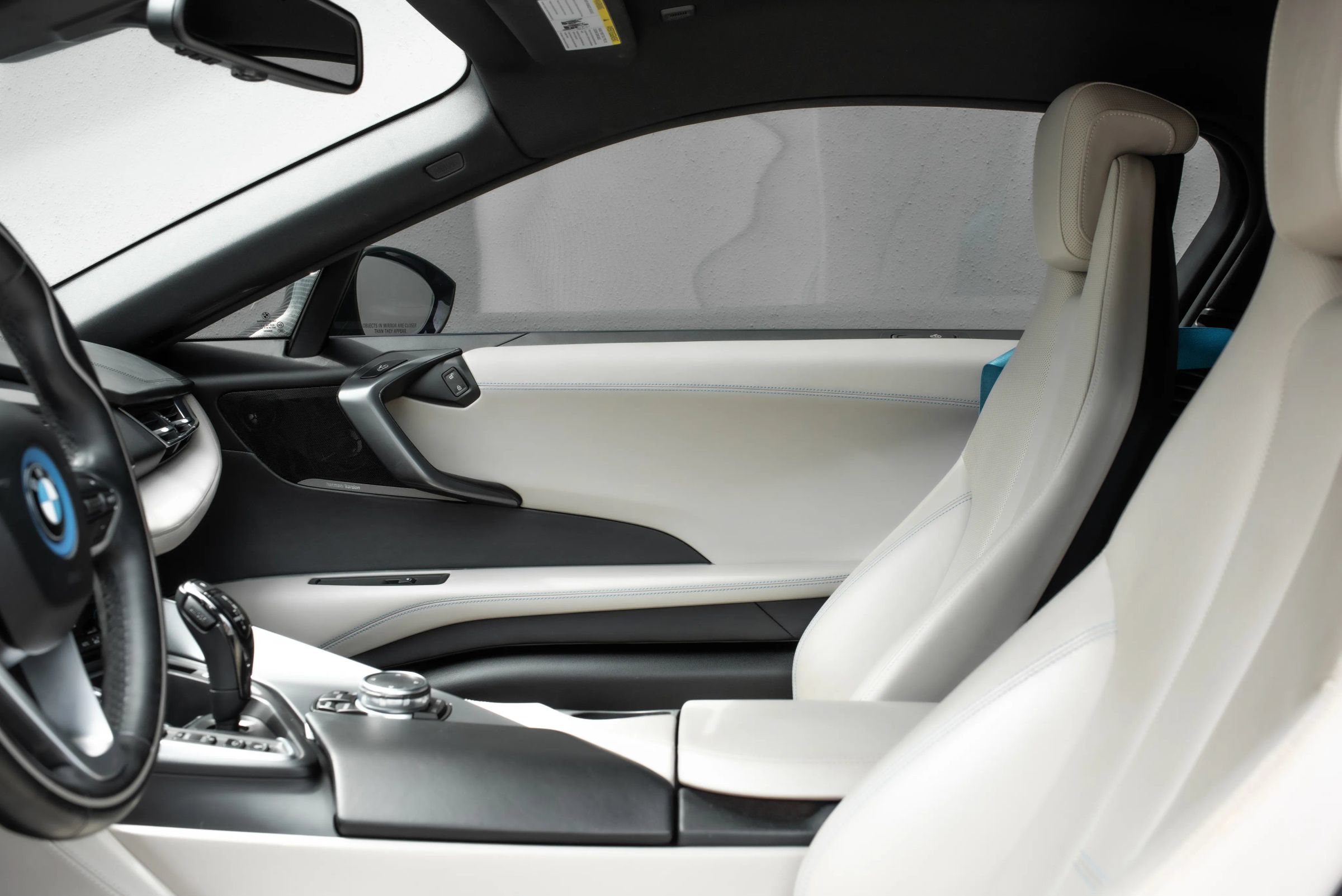 Used 2015 BMW i8 AWD/4WD image 12