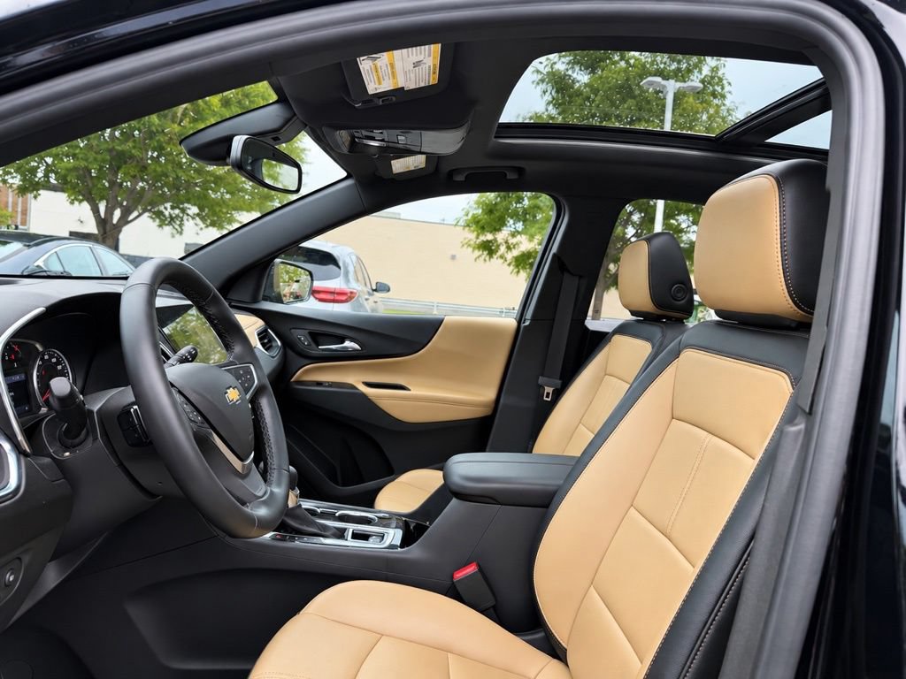 Used 2023 Chevrolet Equinox Premier AWD/4WD image 7