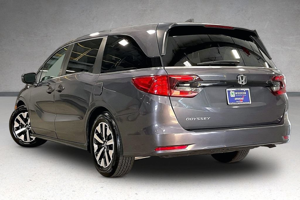 Used 2025 Honda Odyssey EX-L image 4