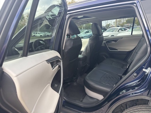 Used 2025 Toyota RAV4 XLE w/ Convenience Package image 13