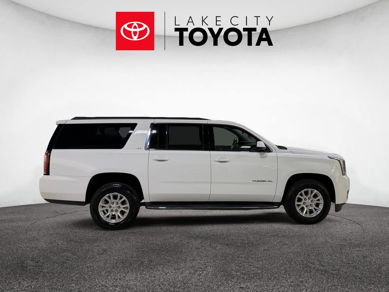 Used 2020 GMC Yukon XL SLT image 11