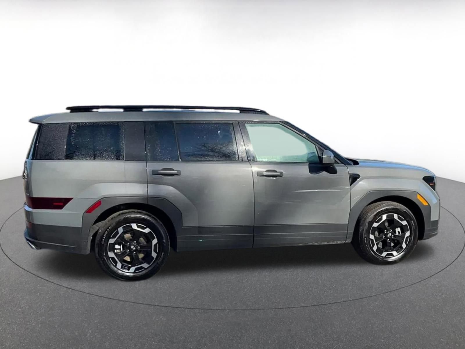 Used 2025 Hyundai Santa Fe SEL image 15