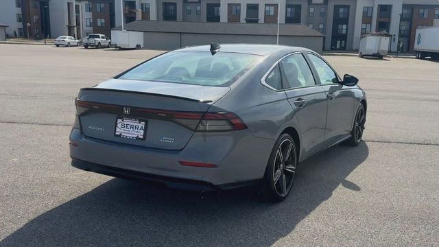 Used 2023 Honda Accord Sport image 8