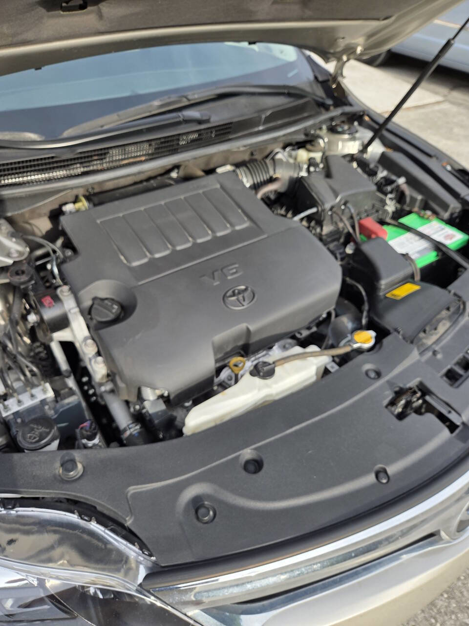 Used 2014 Toyota Avalon Limited FWD image 7