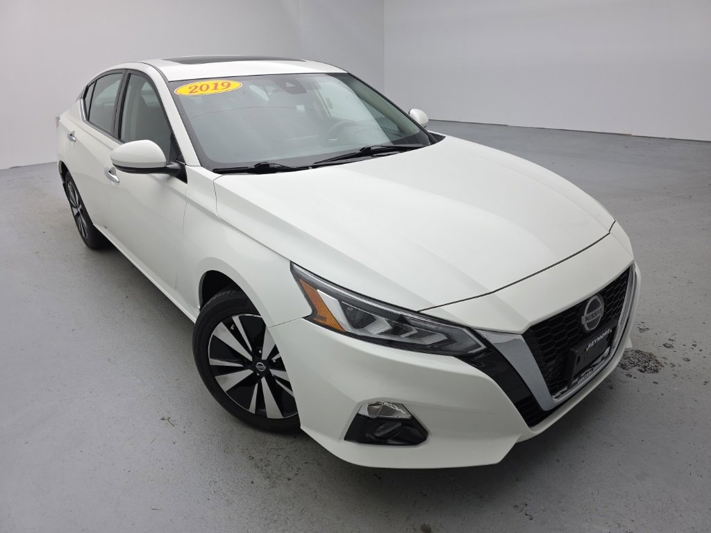 Used 2019 Nissan Altima 2.5 SV image 3