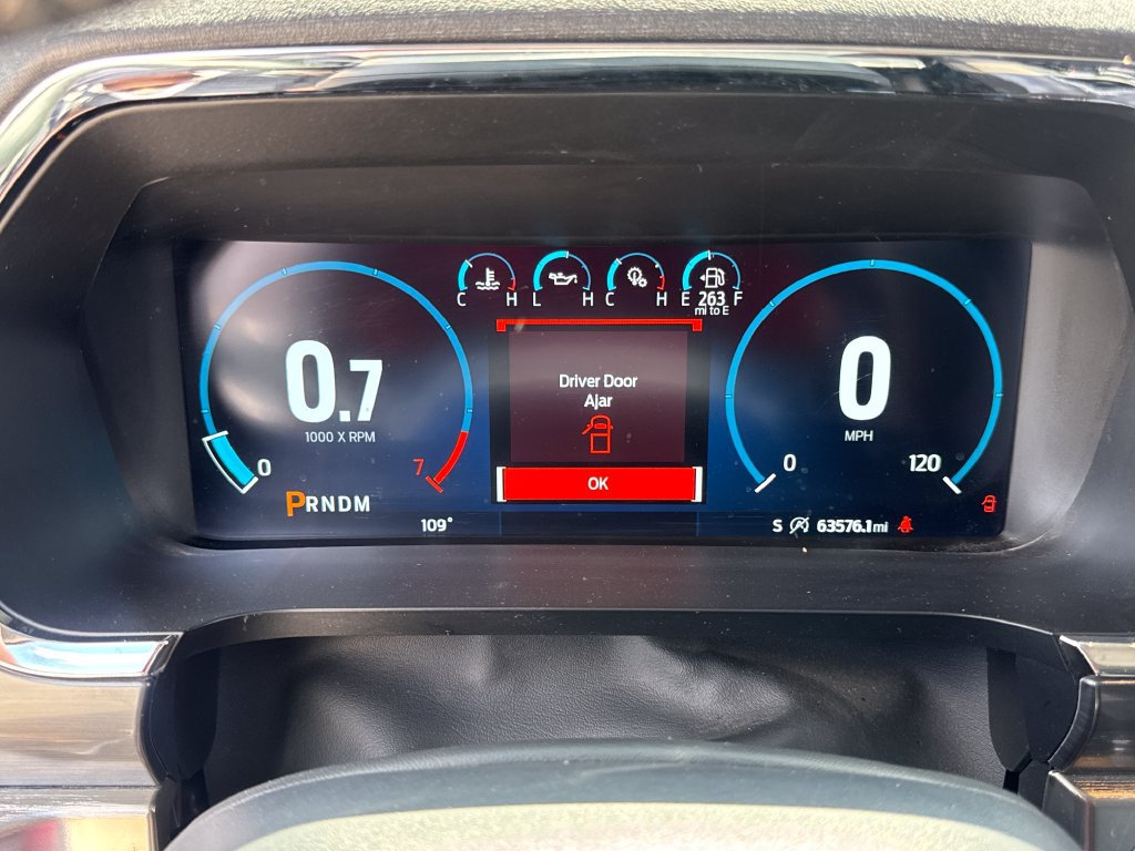 Used 2023 Ford F150 Lariat w/ FX4 Off-Road Package AWD/4WD image 21