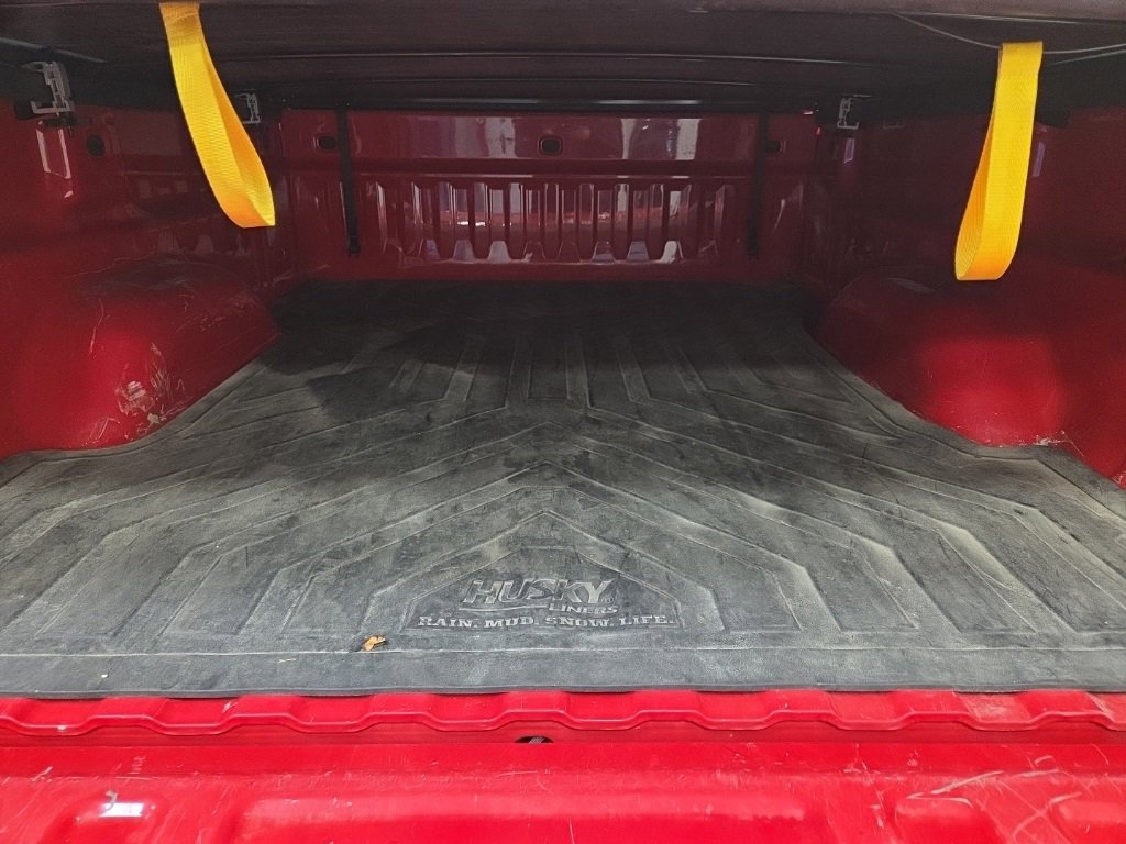 Used 2017 Chevrolet Silverado 1500 Custom w/ Custom Convenience Package image 15