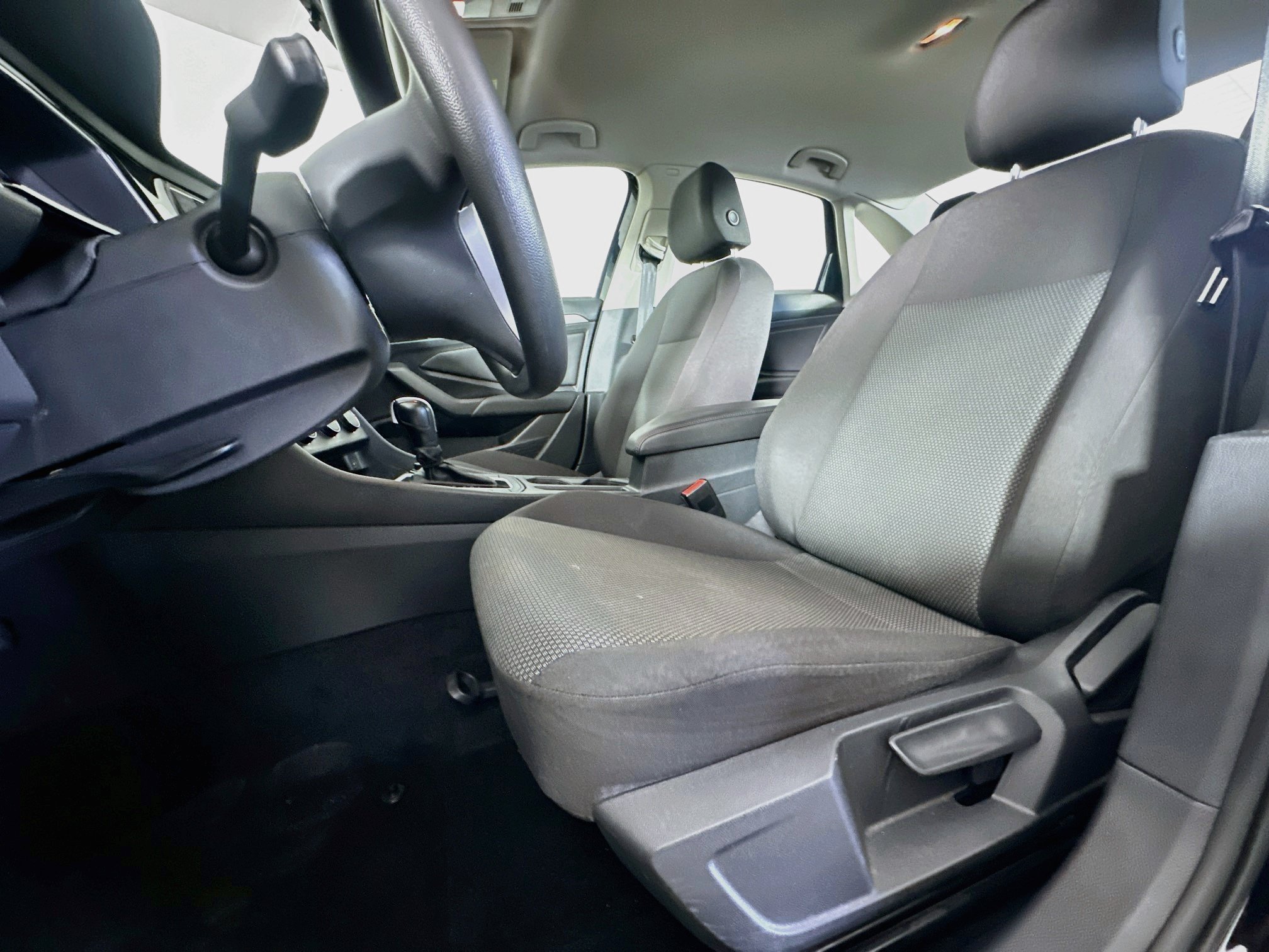 Used 2019 Volkswagen Jetta S w/ Driver Assistance Package FWD image 13