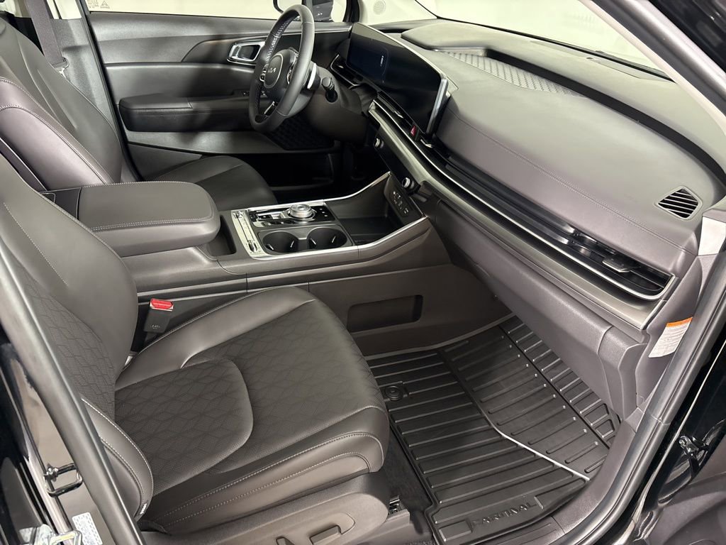 New 2026 Kia Carnival SX FWD image 14