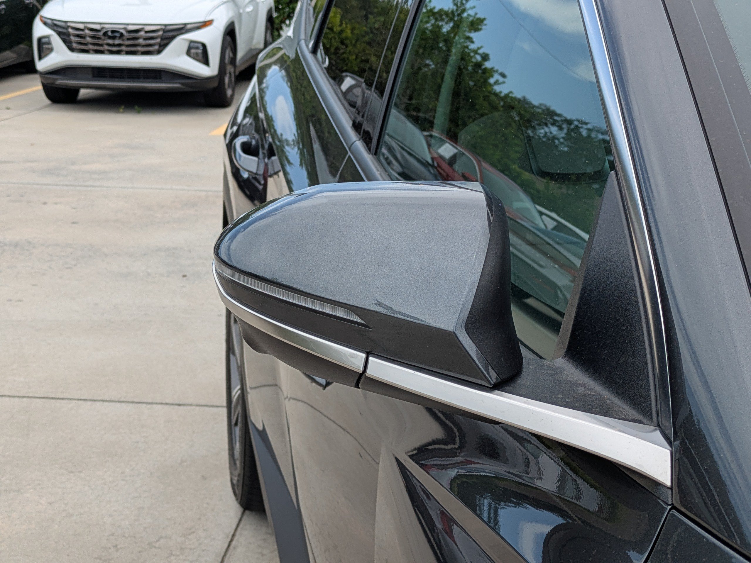 Certified 2024 Hyundai Tucson Limited FWD image 8