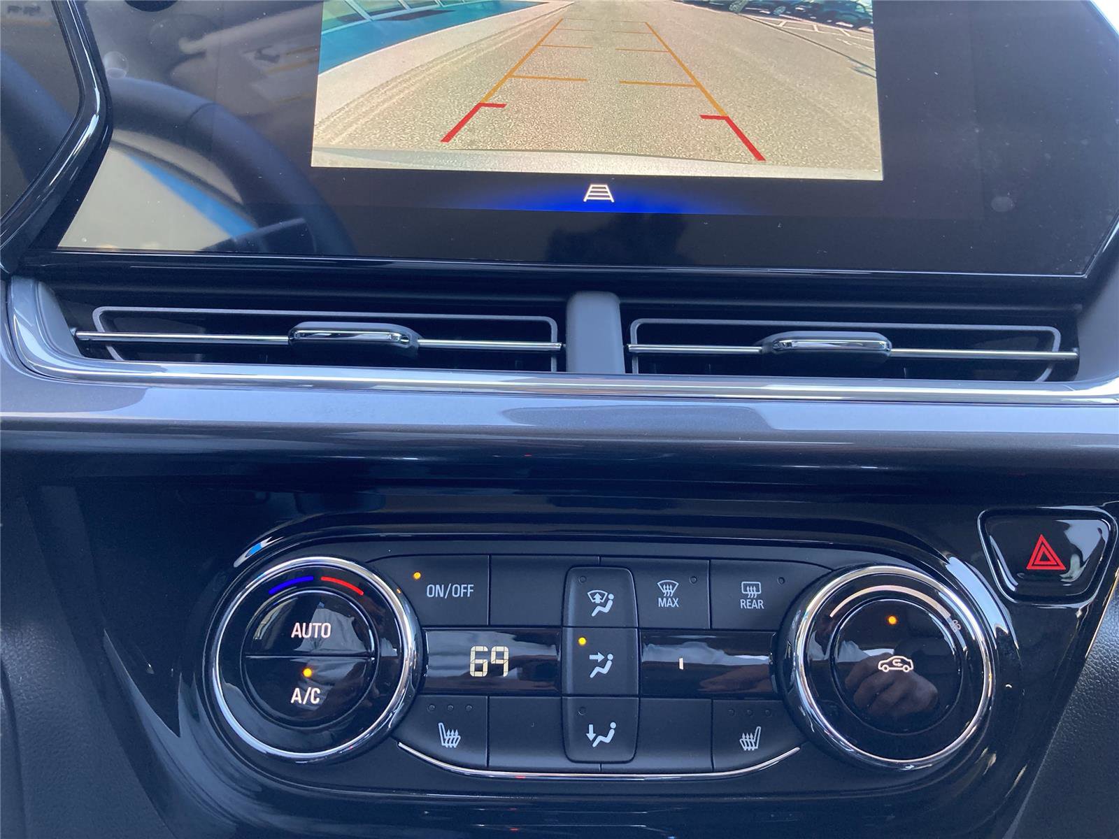 New 2026 Chevrolet Trax ACTIV w/ Driver Confidence Package image 33