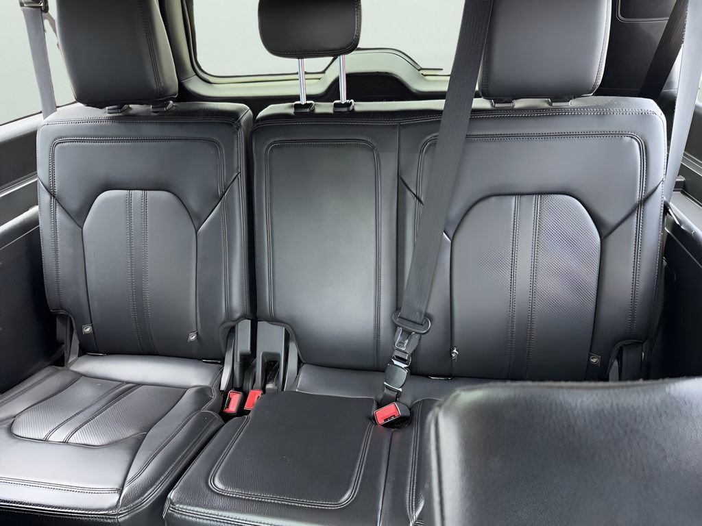 Used 2018 Ford Expedition Max Limited w/ Equipment Group 301A AWD/4WD image 9