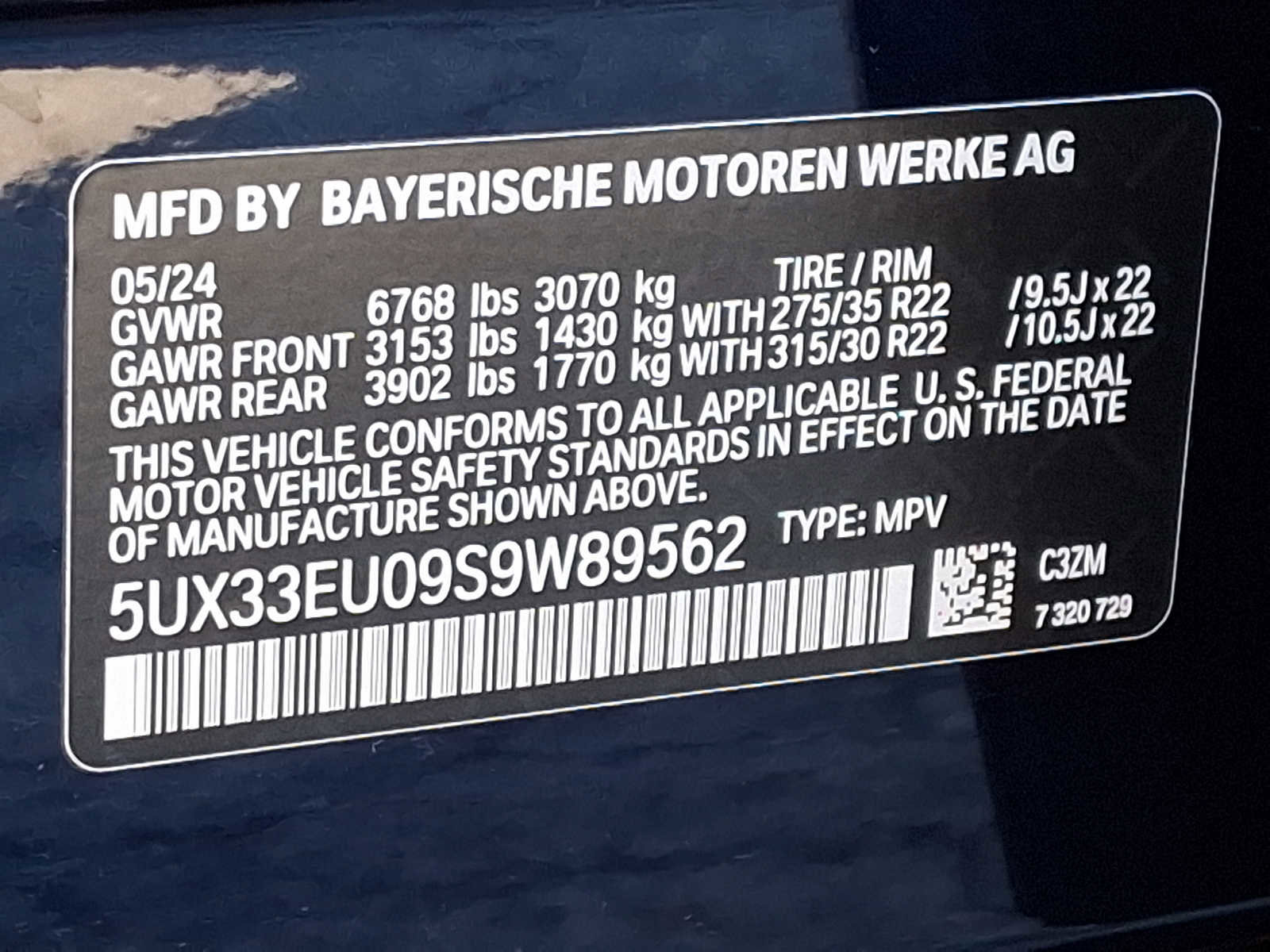 Used 2025 BMW X5 M60i w/ Executive Package image 29