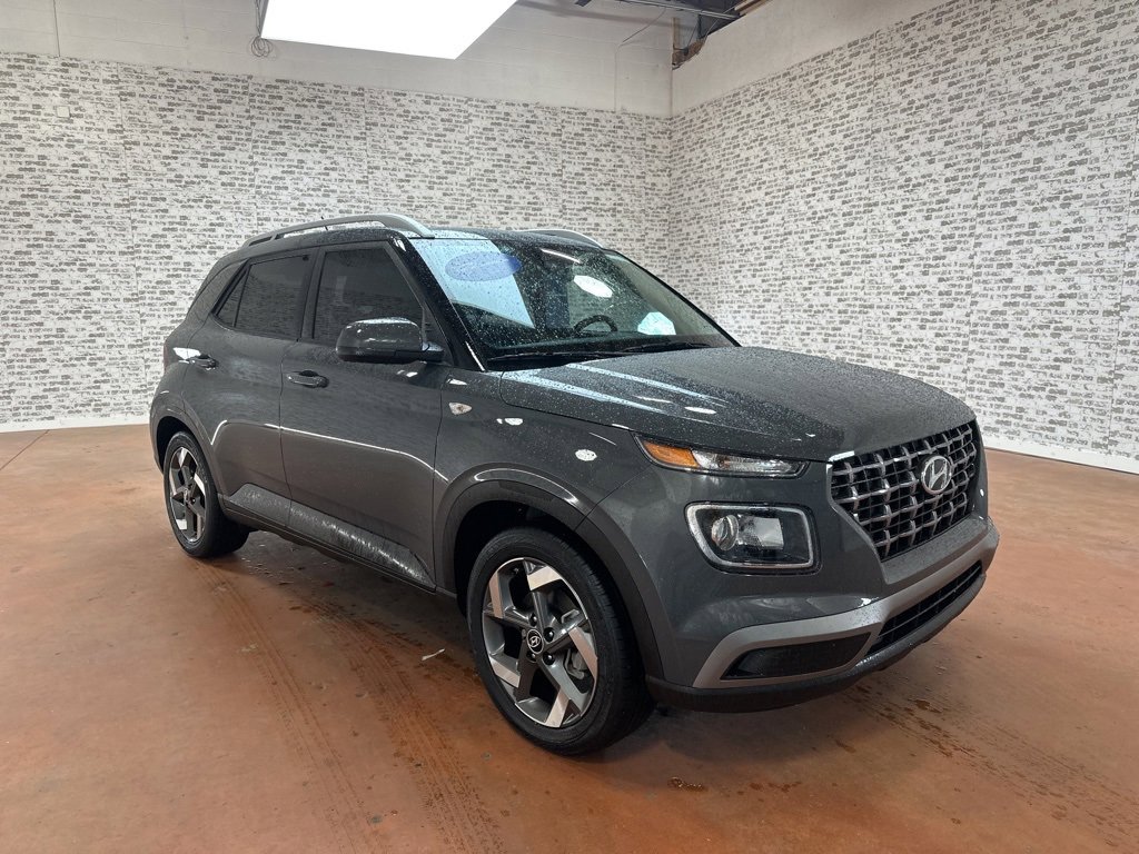 Certified 2025 Hyundai Venue SEL image 1