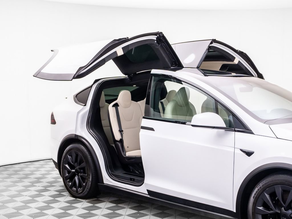 Used 2022 Tesla Model X AWD/4WD image 38